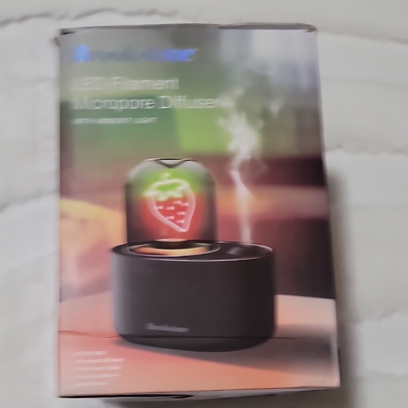 Brookstone LED Filament Microprose Diffuser - Black - Picture 4 of 7